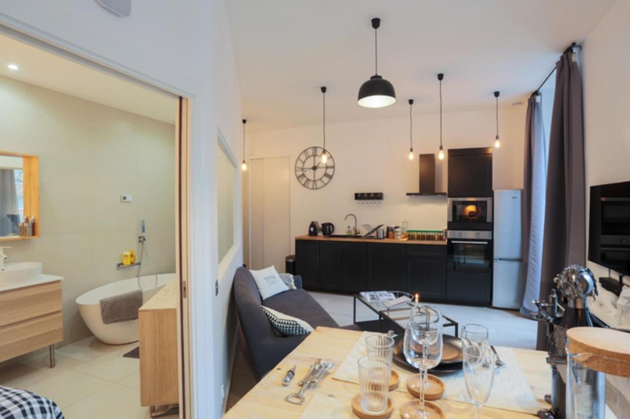 Suite Garibaldi Cosy Et Design Lyon Exterior photo